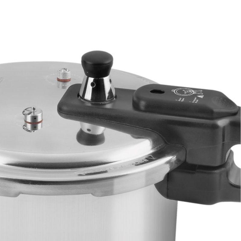 OLLA DE PRESION BLACK DECKER 5.5LTS-ALUMINIO-VALVULA DE SEGURIDAD Y REGULACION DE PRESION PLATEADO